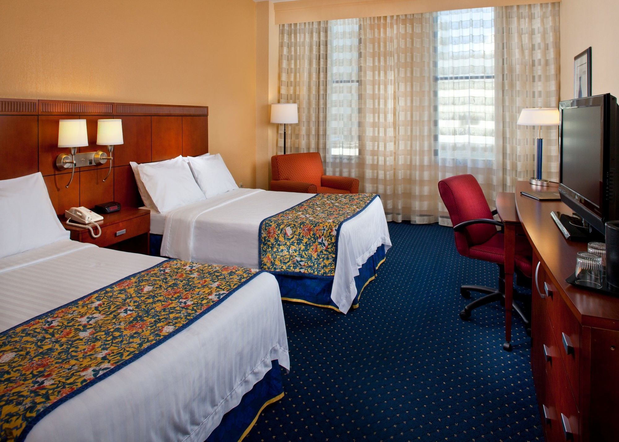 Courtyard By Marriott New Orleans Downtown Near The French Quarter Hotell Rum bild