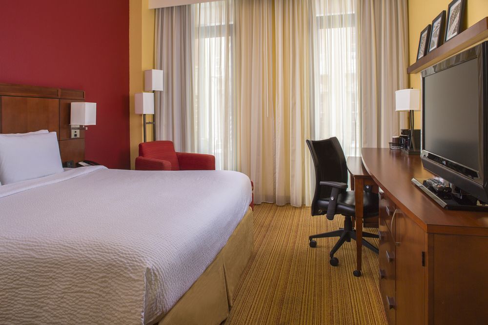 Courtyard By Marriott New Orleans Downtown Near The French Quarter Hotell Exteriör bild