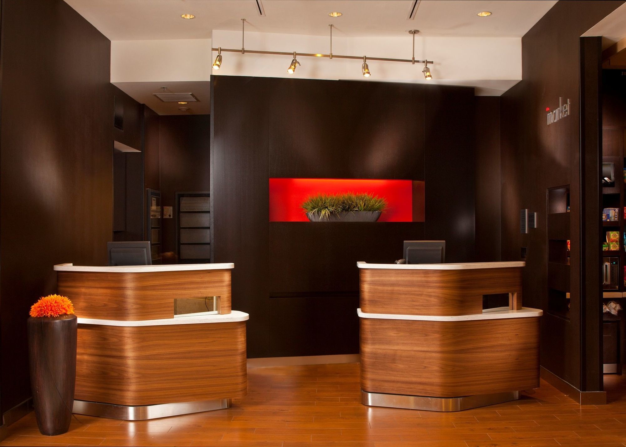 Courtyard By Marriott New Orleans Downtown Near The French Quarter Hotell Exteriör bild